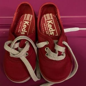 Red Tennis shoes